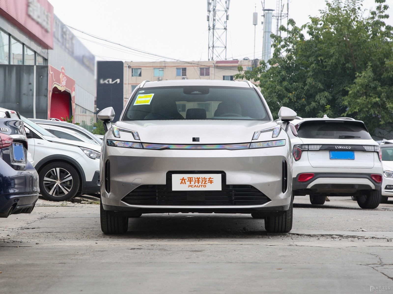 领克08和星途瑶光C-DM性价比大比拼