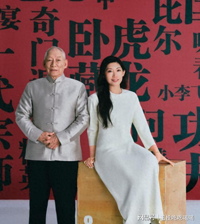 原来她是袁和平女儿，与吴京合作首次当总制片人，真是虎父无犬女