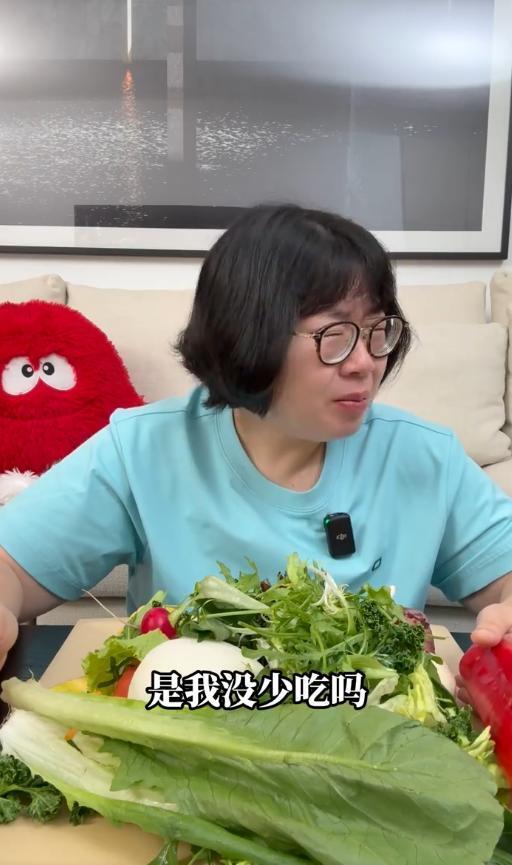 运动减肥堪比整容，颜如晶轻2.9斤，贾玲脱胎换骨，杨天真瘦50斤变美