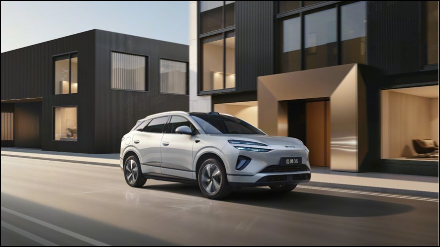 比亚迪第二代刀片电池闪充技术落地重庆