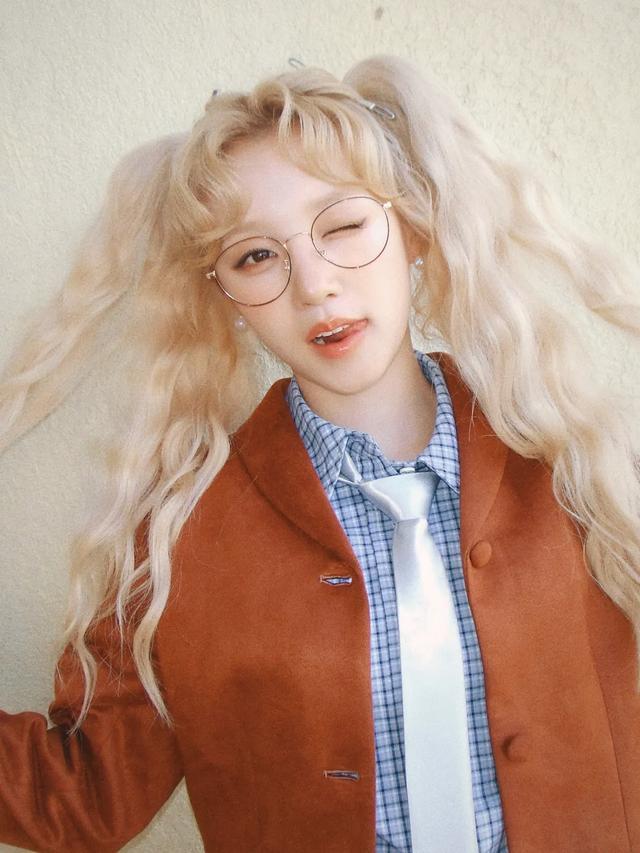 《奔跑吧》录制过程中疑似摔倒受伤，宋雨琦发文报平安