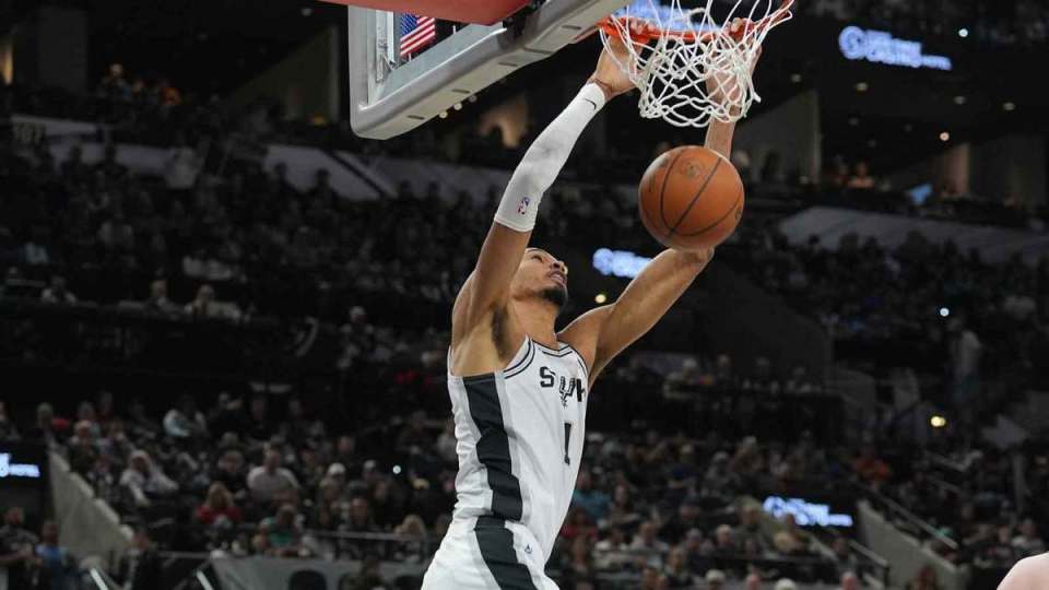 5换1？拿26年前五顺位打包换文班？名嘴西蒙斯开出离谱报价！