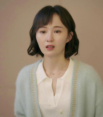 韩洁[电视剧《底线》中的角色]