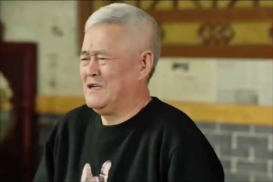 可露丽上这个嘴脸好吗