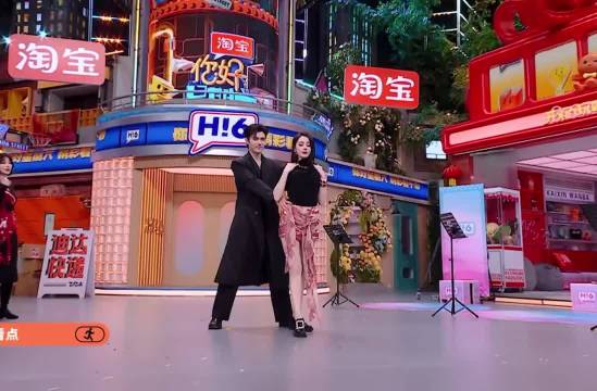 我们白日提灯爹不疼妈不爱只能靠自己了