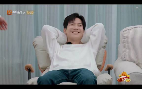 蔡老师训练三猩猩表演闯入人类家中苏醒避开冠军引笑