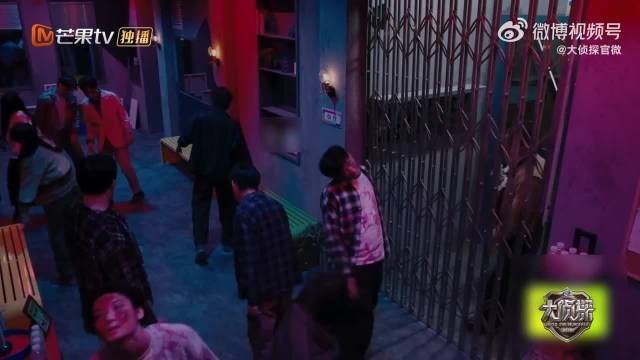 杨蓉礼貌询问异怪王引嘉宾辣评