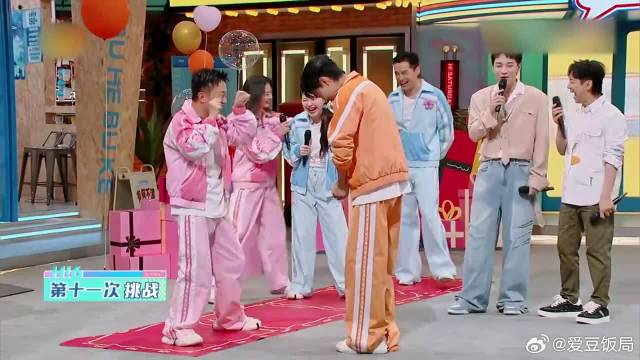 杨迪不愧是好六舞王，动作一出，高圆圆直呼好想揍他