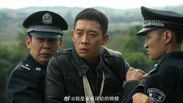 安欣大闹师傅葬礼 让李响说出真相，却引发众怒