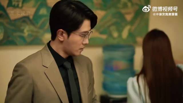 在庄国栋强势猛攻的爱意面前，黄亦玫原谅了他没承认女朋友的事情