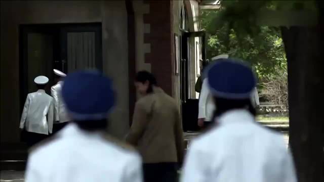 父母爱情：德华第一次打饭，比过年吃得都好，馋的直流口水！