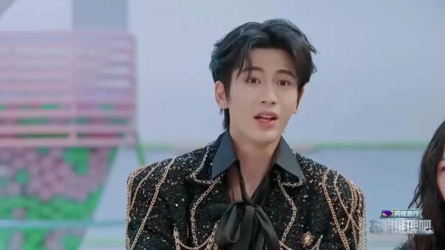 修罗场名场面！张凌赫选金靖不选热巴，一句话让她笑不出来当场破防