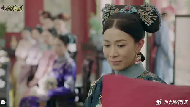 后真的贤良淑德 知道娴妃要用银子救命 就直接赏一盘银子