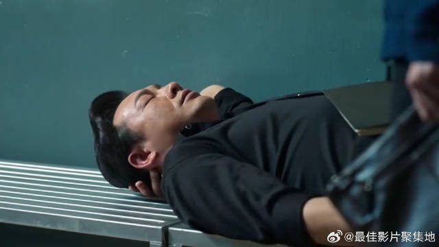 高启强被李响拷住 得知老婆要过来时，瞬间急眼