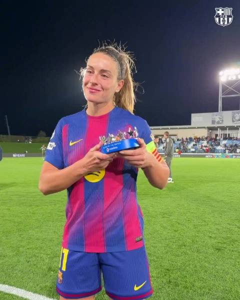 阿莱西亚当选巴萨女足6-2皇马女足全场MVP