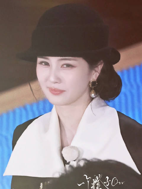 温柔姐姐 溺在眼神里