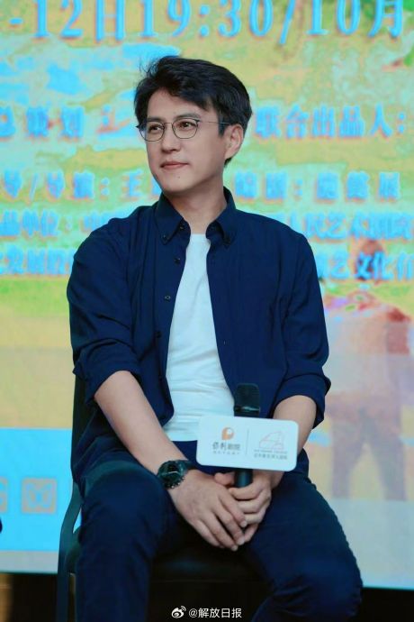 除了黄晓明，还有哪些明星也在攻读博士学位？