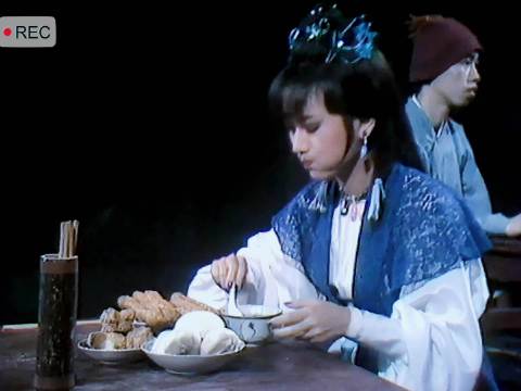 福星高照 第13集cut 妈咪的手指是麻醉针 碰一下，便沉醉