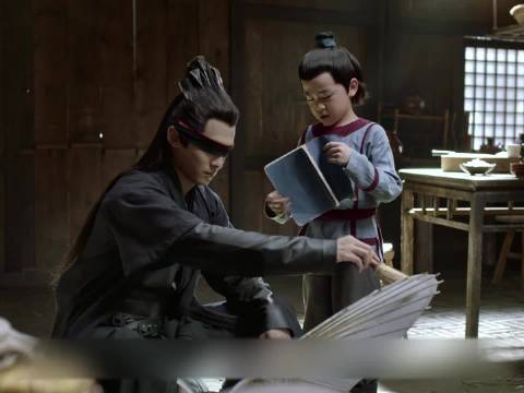 范闲初见费介当头一板砖