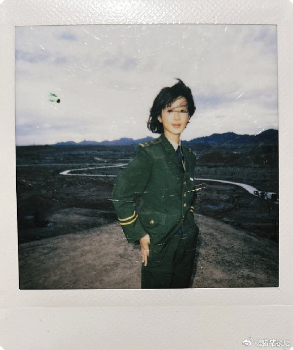 类似这样展现杨紫性格细节的过往事件还有哪些？