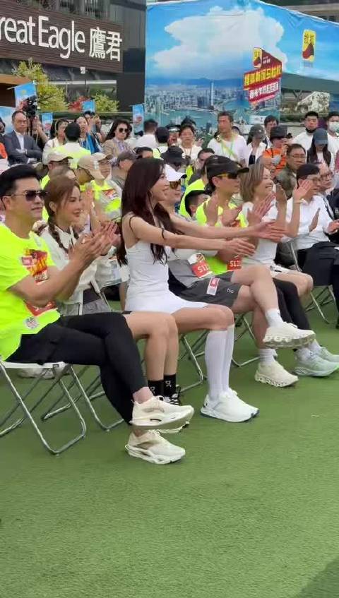 林志玲这个状态真的绝了！好漂亮，果然运动让人年轻！