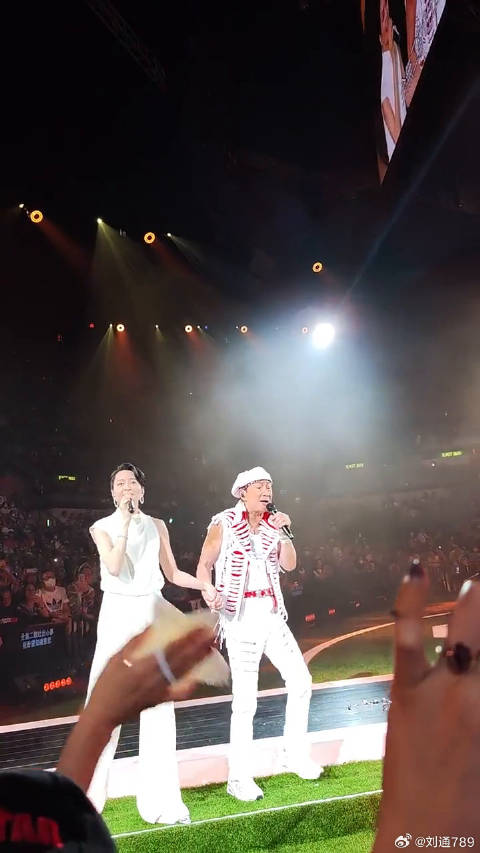 初代歌神微博VC计划