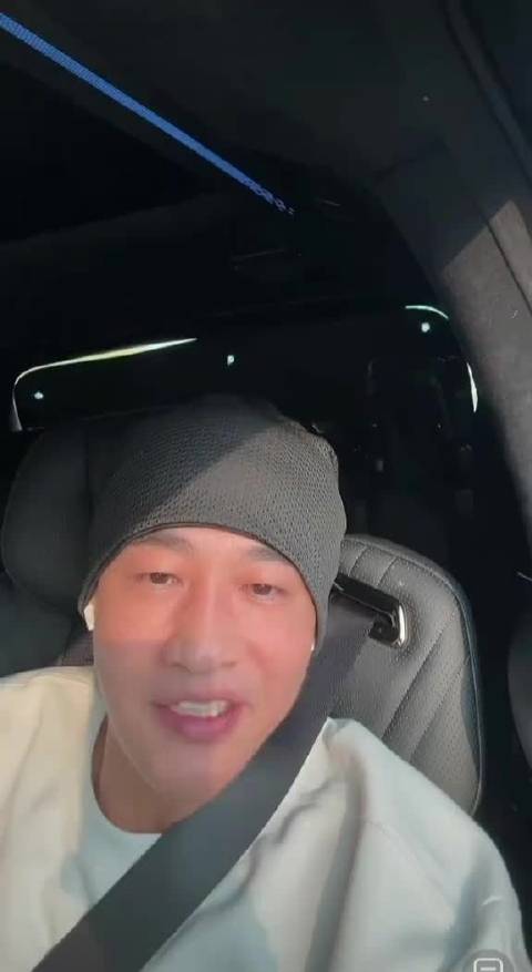 何润东直播宣布不再出演步惊云，坦言年龄不符