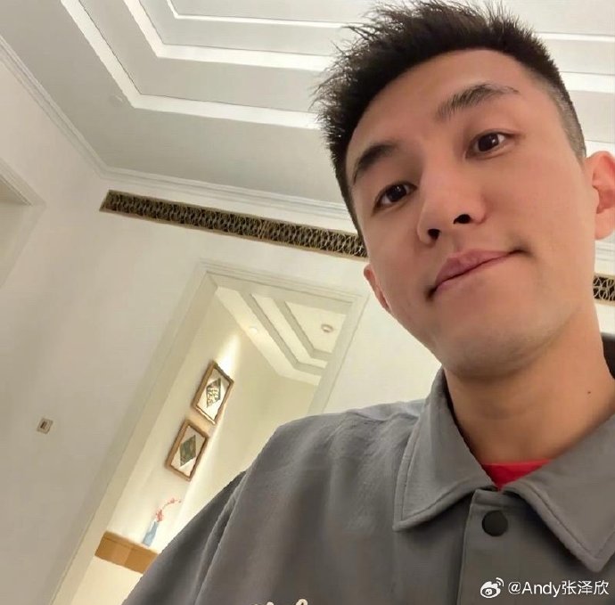 CBA常规赛中广州龙狮与青岛队的前两次交锋具体过程和结果是什么？