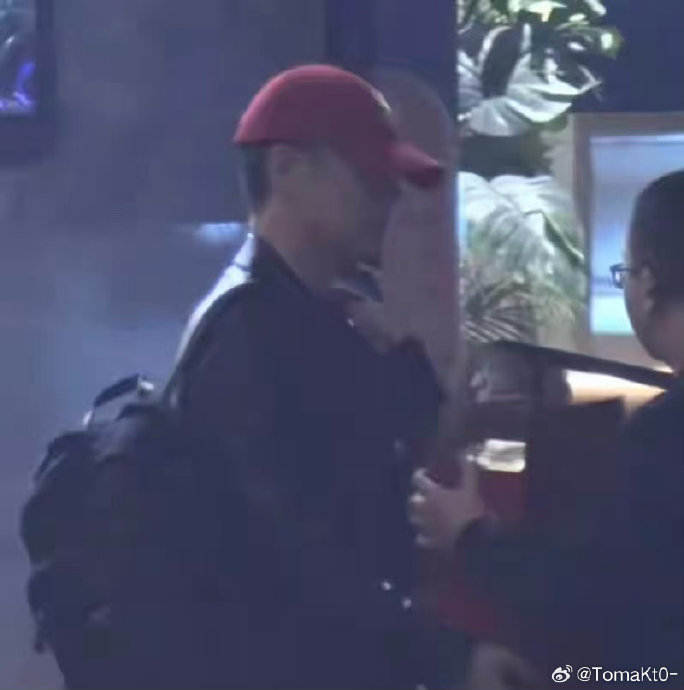 任重孙骁骁俞灏明深夜聚餐引热议，友情与爱情的双重圆满