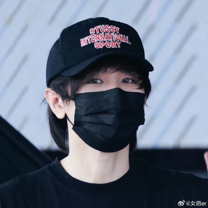 成毅的‘奶黄包’造型和‘小狼尾’发型是如何形成的？