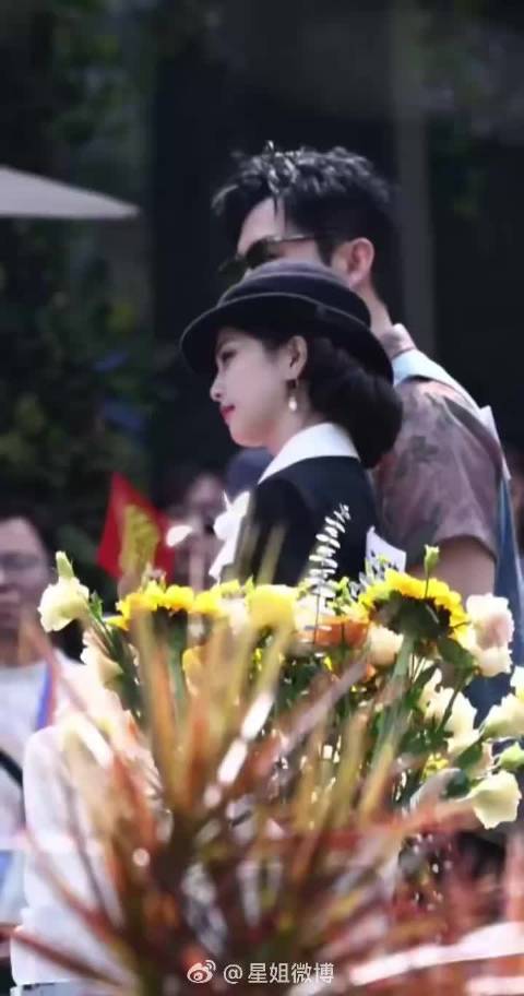 想到那句“我家923”