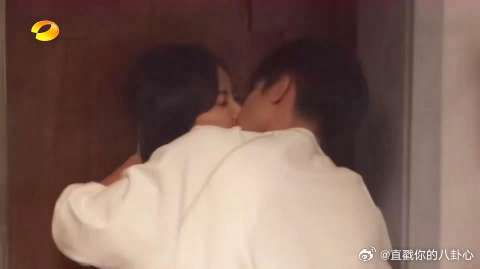 花絮：宋茜宋威龙吻戏！原来是这么拍的！