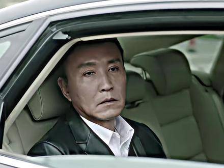 侯亮平在高速路上雷霆出击，锁定李达康夫人——这场面堪比美国大片！