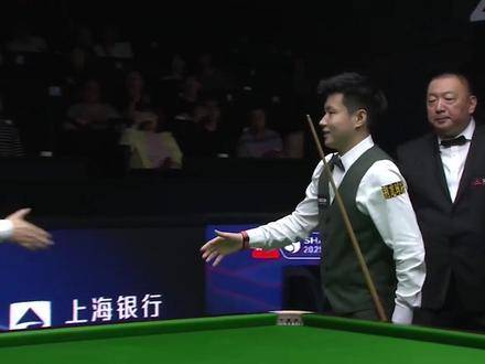 斯诺克中国德比丁俊晖对阵赵心童，首局破百一杆制胜