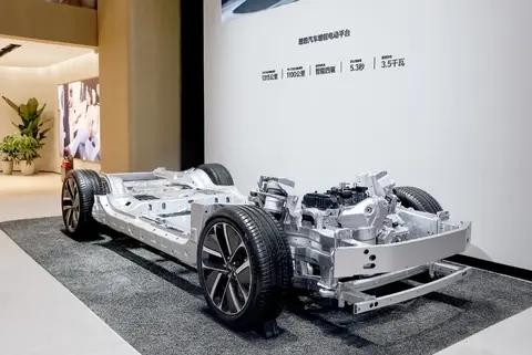 反常识!被说“技术门槛低”的增程，为何车型越卖越贵?