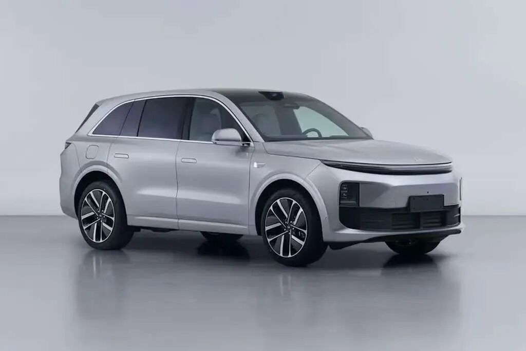 实测理想L6:配置、性能、空间全揭秘!它到底值不值得买?