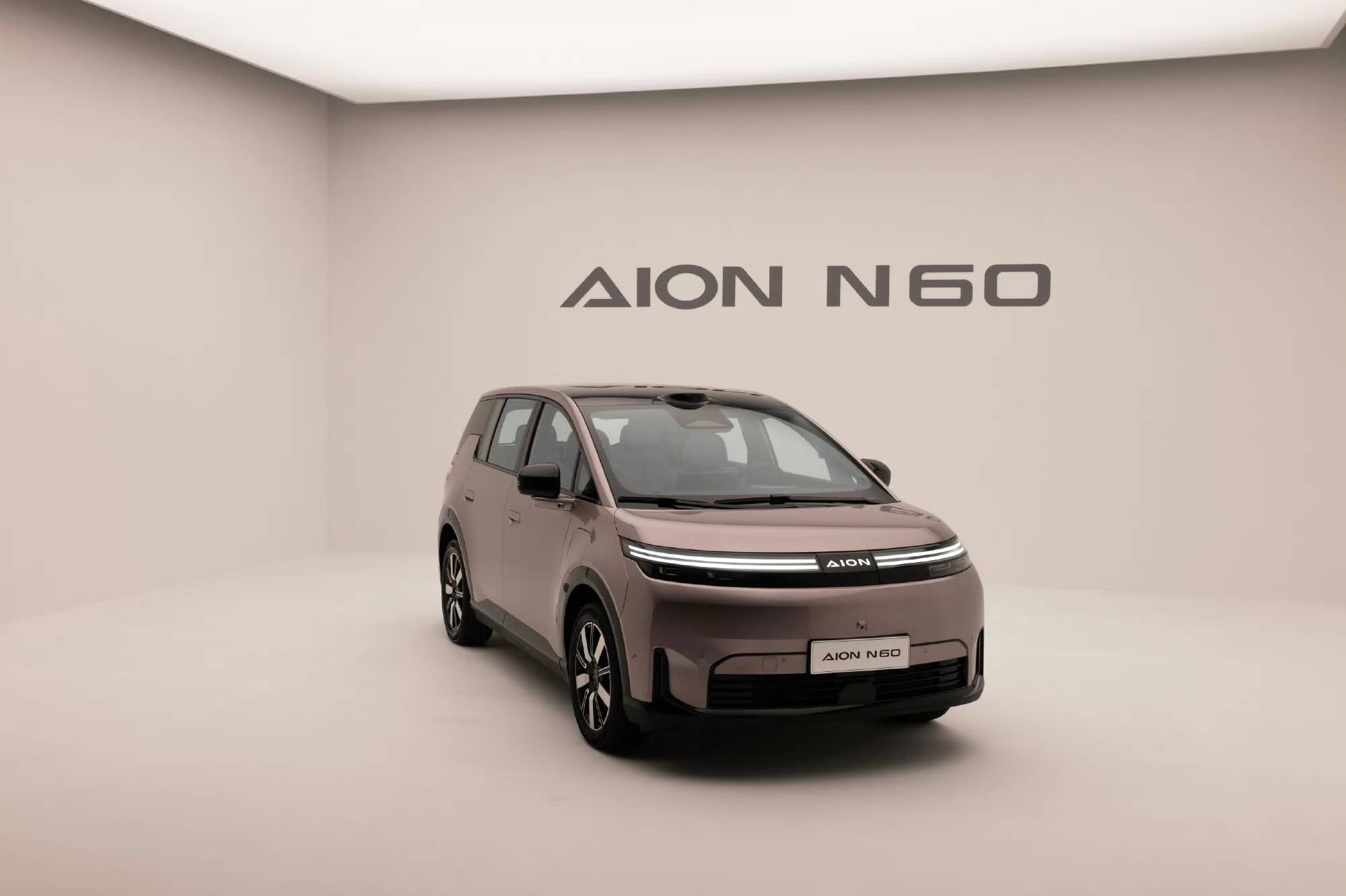 定价15万元以内能接受吗？埃安N60开启盲订，标配激光雷达