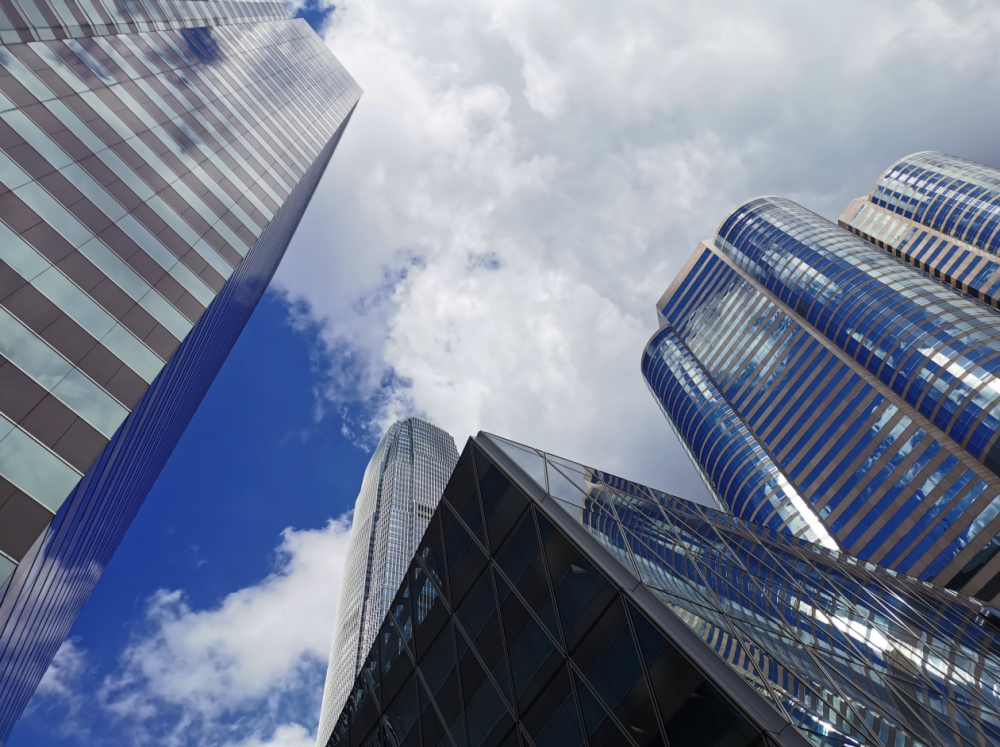 欧盟车市寒意未散 电动车销量却在狂飙! 比亚迪前两月销量猛增179%_新闻