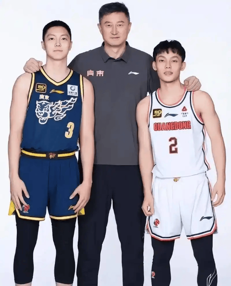 交易窗口开启,2换1,广东交易或曝光,26岁,211公分,杜锋爱徒