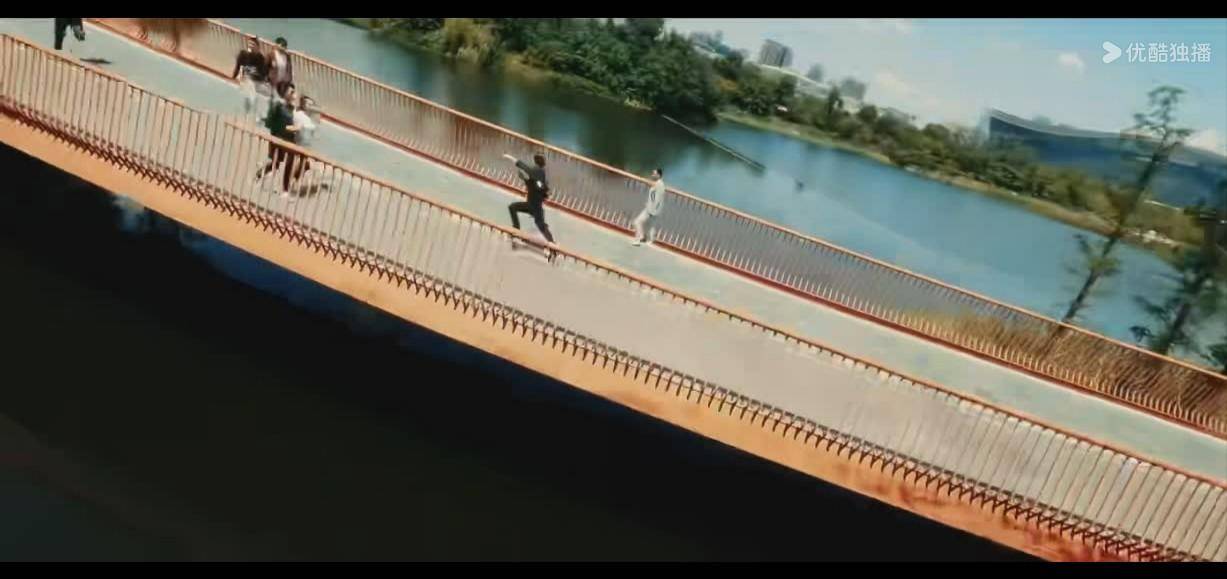 王珞丹新片《暗恋者的救赎》开播，满屏成都元素成剧集一大特色