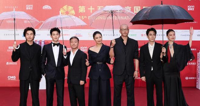 电影《东极岛》主创亮相北影节开幕式