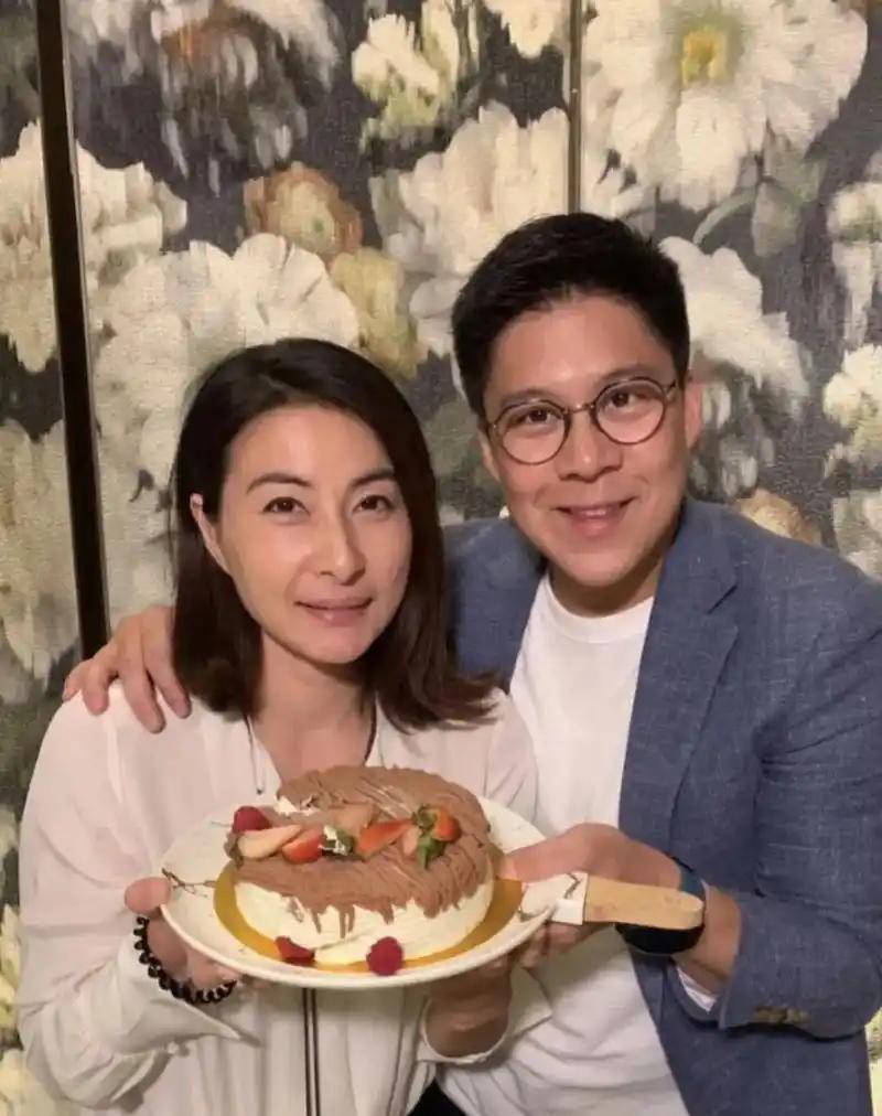 郭晶晶为何被称“下嫁”霍家？当她忘记结婚年数时，霍启刚的反应藏玄机