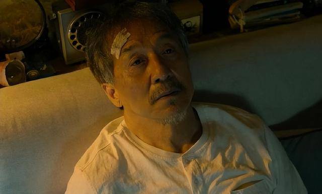 上映3天，票房仅2300万，2026首部扑街电影出炉，成龙这次赌输了