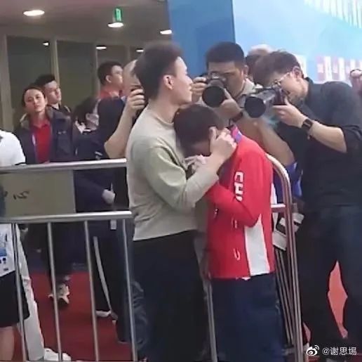 全红婵哭了 引来全网心疼