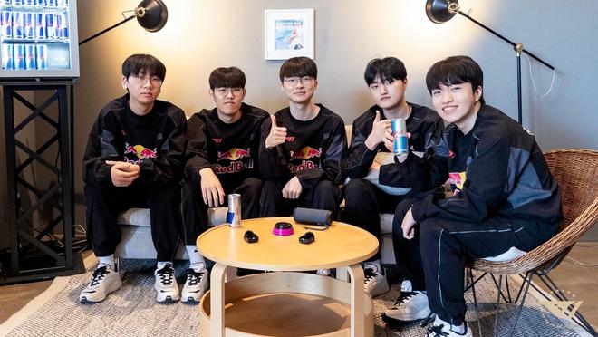 Faker无缘年度最佳选手！银河回应售卖BP：我没有打假赛