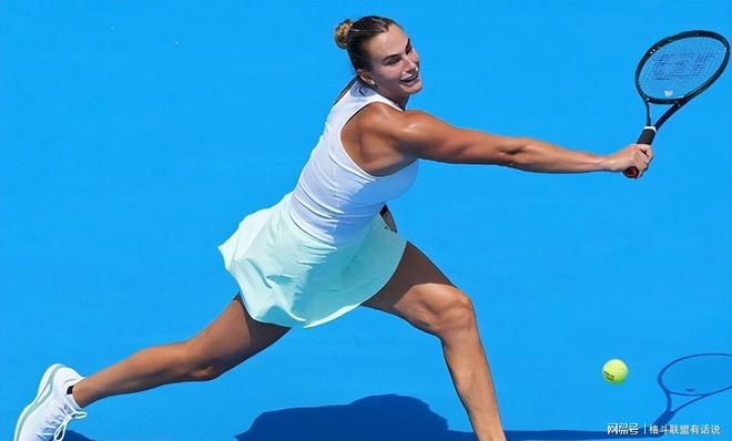 莱巴金娜战胜萨巴伦卡，晋级半决赛对阵斯瓦泰克