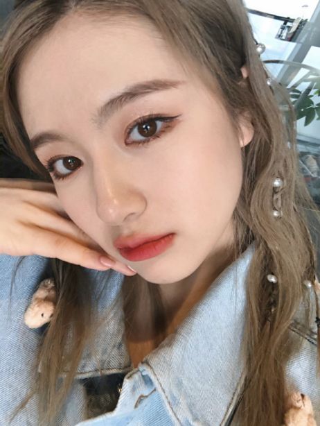 李兰迪阚清子发文辟谣参加浪姐3，还自侃是“吃瓜组合”，超有梗