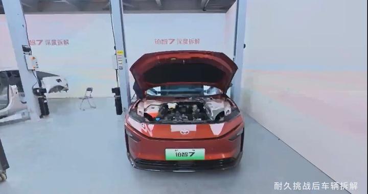 电芯全切24小时不起火？丰田铂智7安全直播引关注，上市交付在即