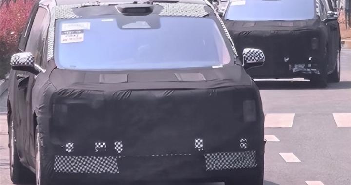 尊界MPV谍照曝光 搭896线激光雷达 剑指埃尔法？