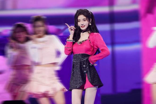 鞠婧祎自拍库存1份